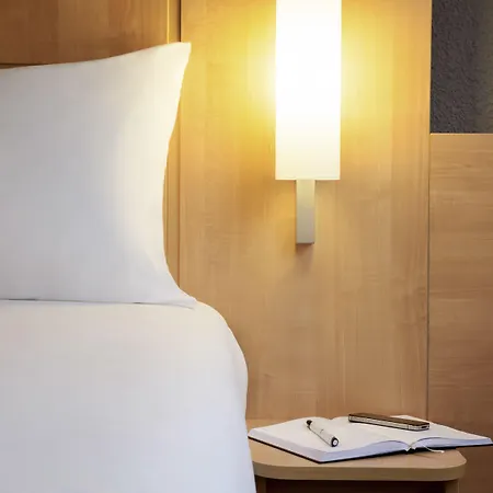 Hotel Ibis Maine Montparnasse Paris