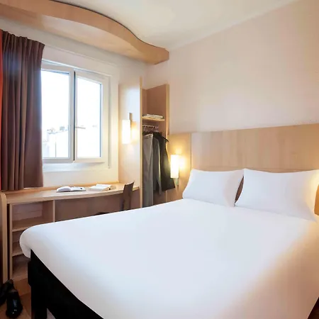 Hotel Ibis Maine Montparnasse
