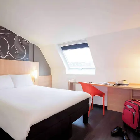 Ibis Maine Montparnasse Hotel 3*