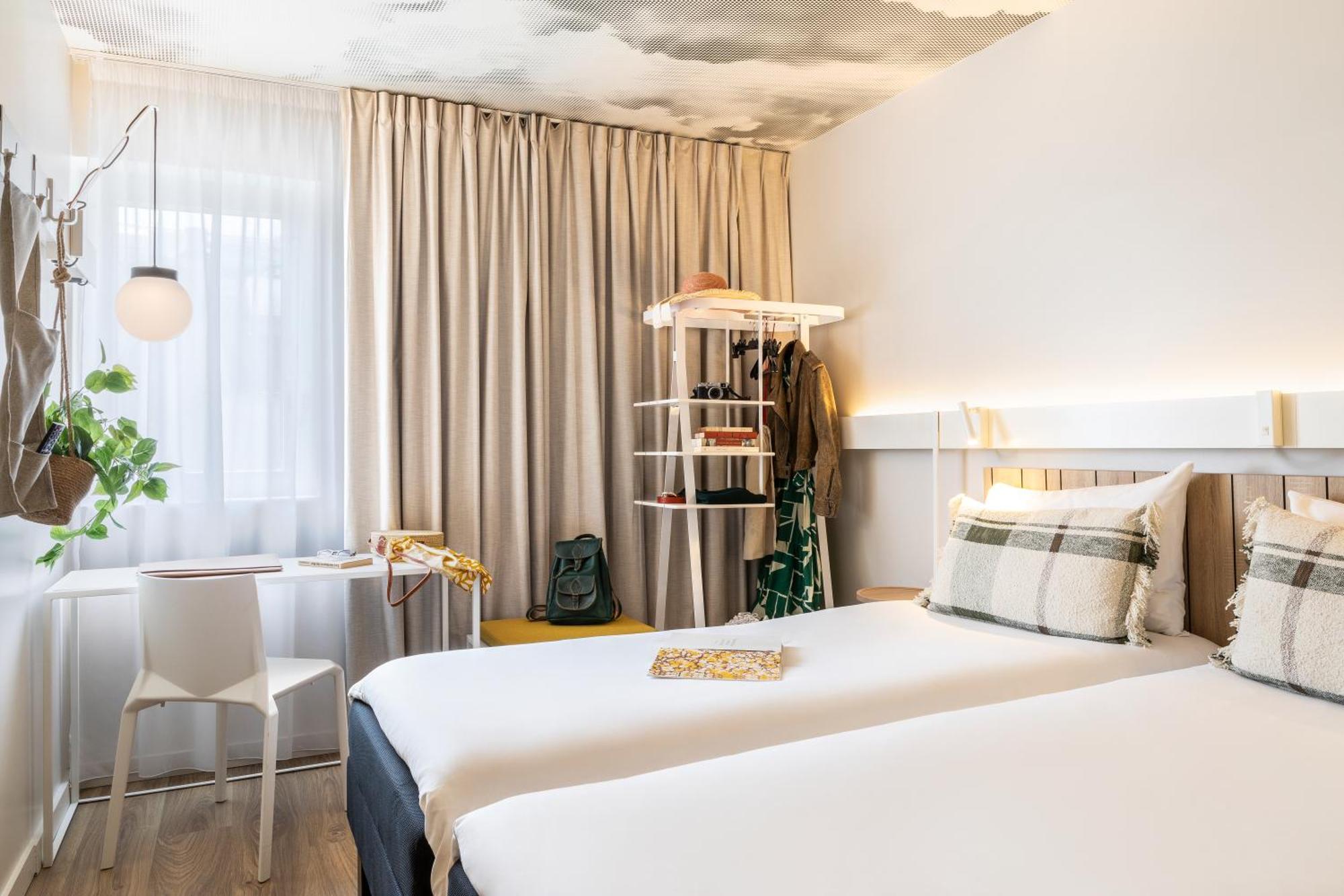 Hotel Ibis Maine Montparnasse 3*