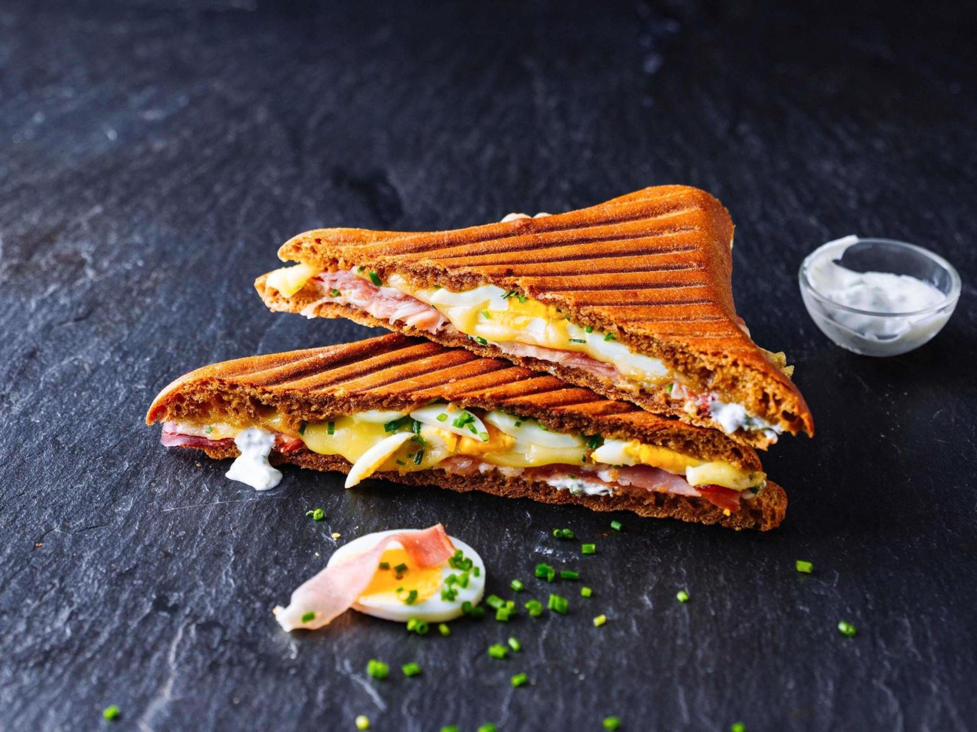 Hotel Ibis Maine Montparnasse 3*