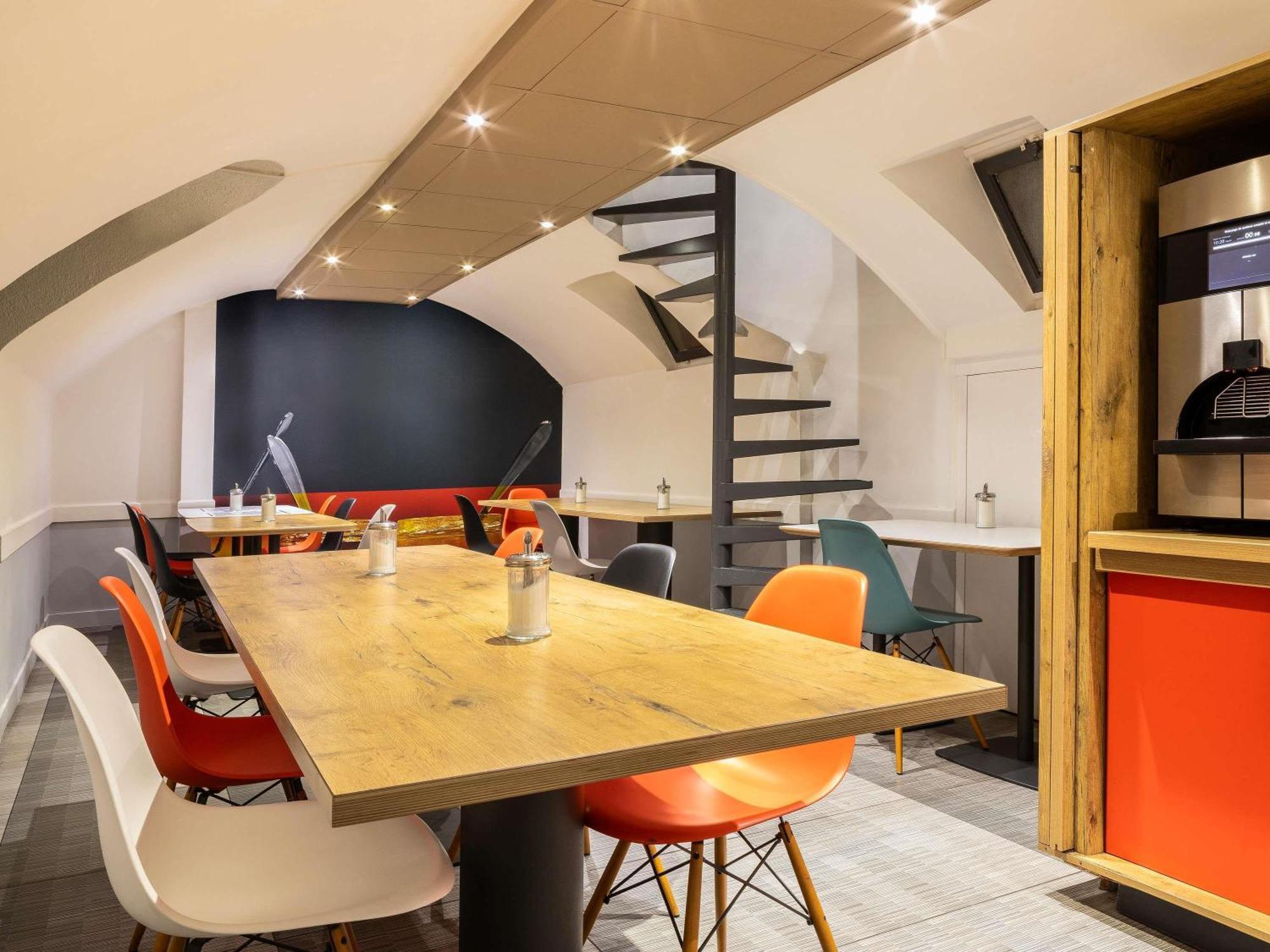 Hotel Ibis Maine Montparnasse Parigi