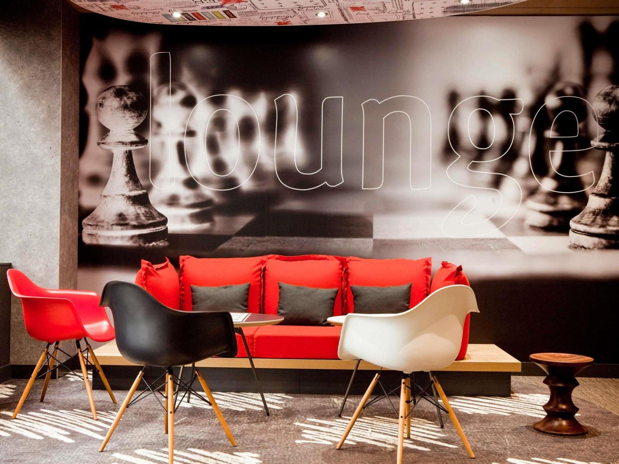 Ibis Maine Montparnasse Parigi